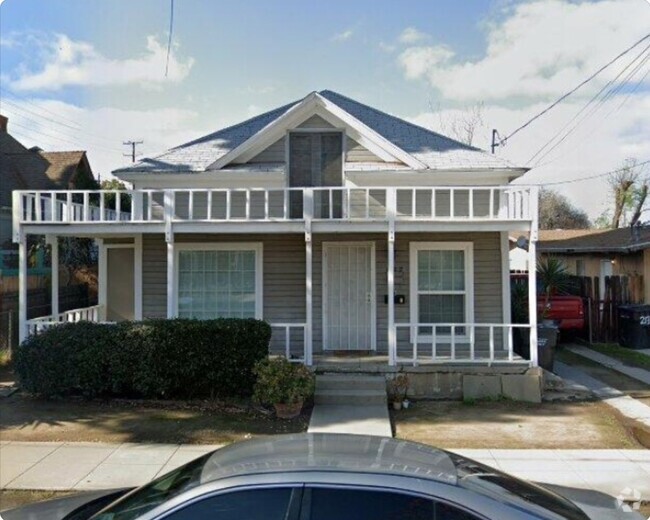 Building Photo - 209 11th St