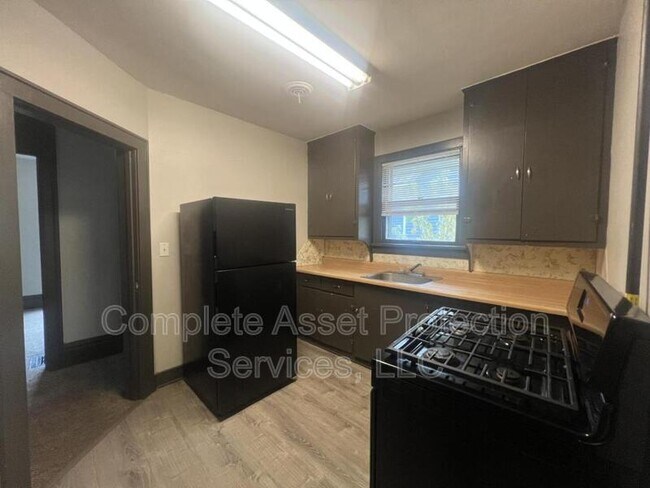 Foto del edificio - 1405 Jefferson Ave