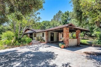 Building Photo - 535 Crater Camp Dr