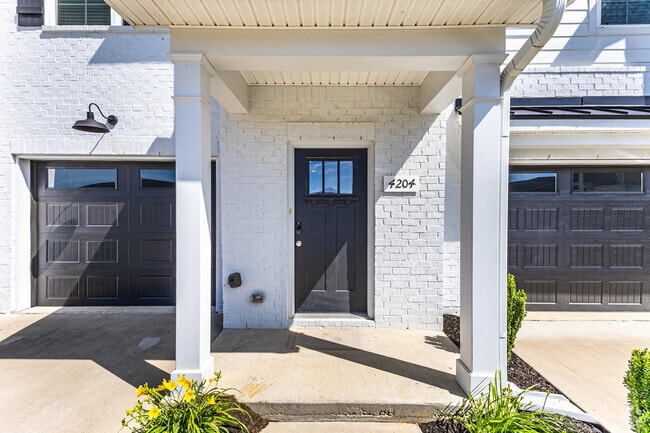 Building Photo - 4204 Spyglass Dr