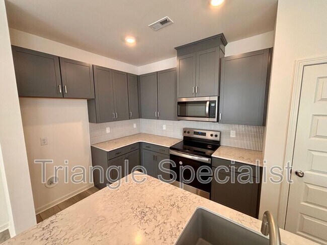 Foto del edificio - 10514 Brookside Reserve Rd