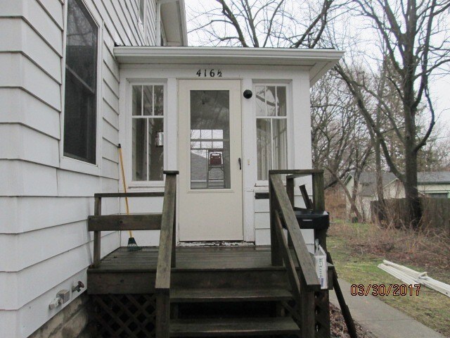 Building Photo - 416 W Walworth St