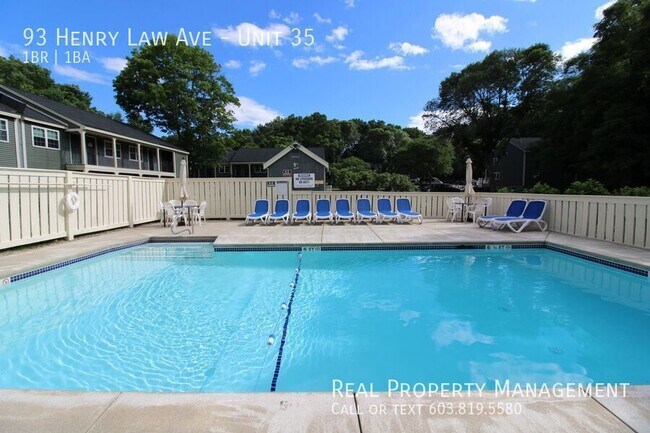 Foto del edificio - 93 Henry Law Ave