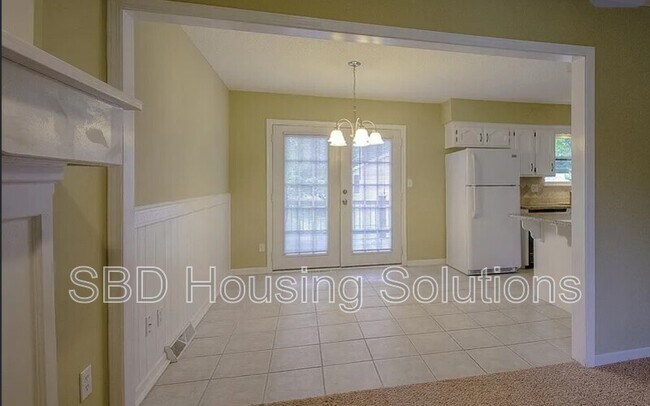 Foto del edificio - 512 NE Weathervane St