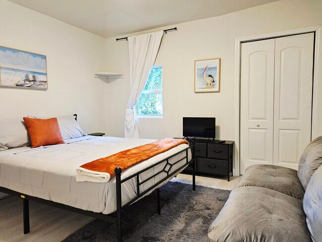 Foto del edificio - 719 Briggs St