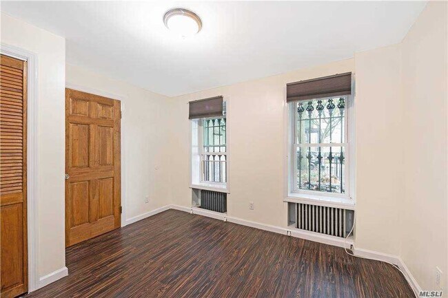 Building Photo - 42 Covert St.