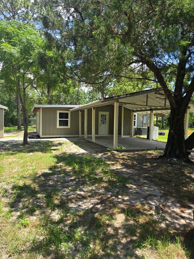 Foto del edificio - Beautiful 3/2 on Large Lot in Homosassa!!!