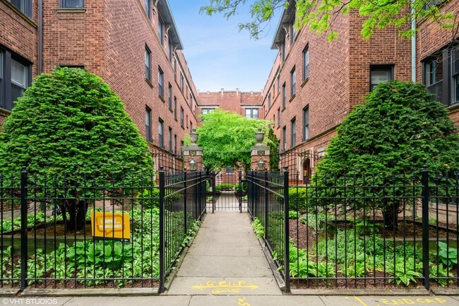 Building Photo - 5252 N Glenwood Ave