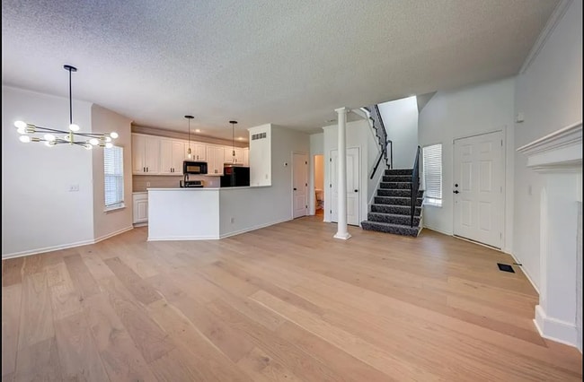 Foto del edificio - 15922 W 91st Terrace