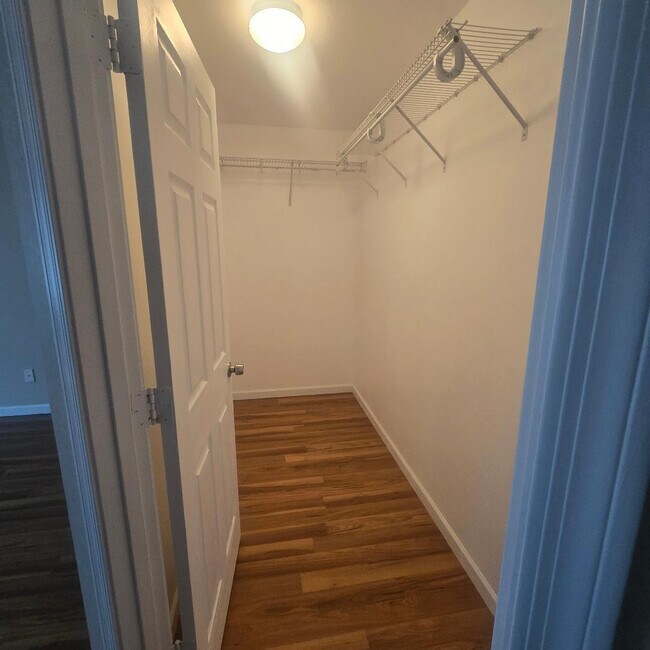 Building Photo - 3411 W Sunland Ave