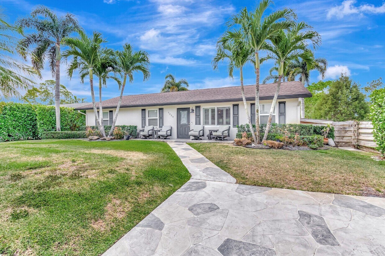 Foto principal - 7334 Overlook Dr