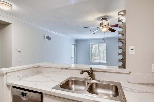 Building Photo - 3550 Lebon Dr