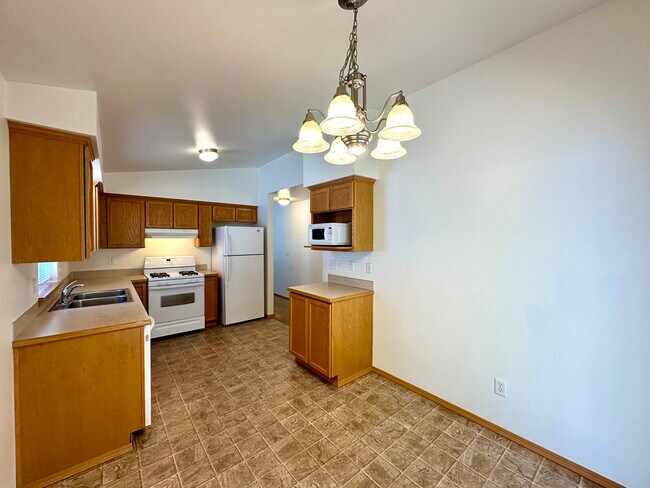Building Photo - 4736 Rock Crab Dr