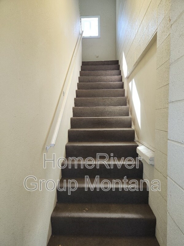 Foto del edificio - 100 South Ave E