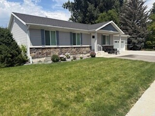 Foto principal - 131 Crockett Ave