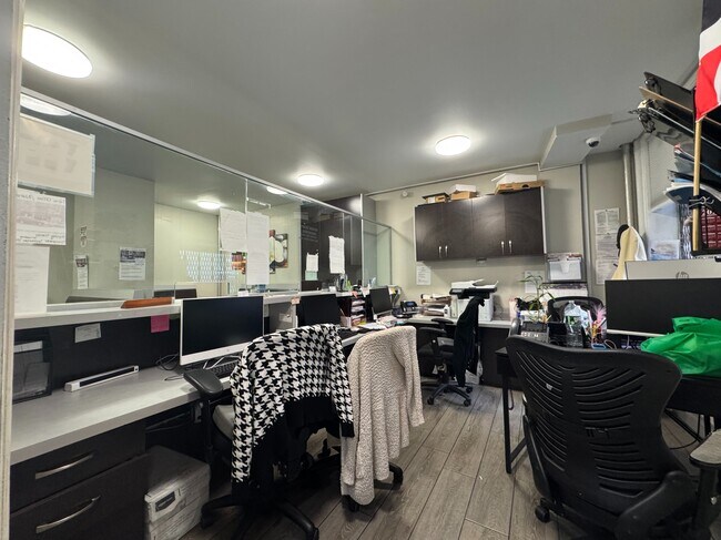 Foto del edificio - 651 W 180th St