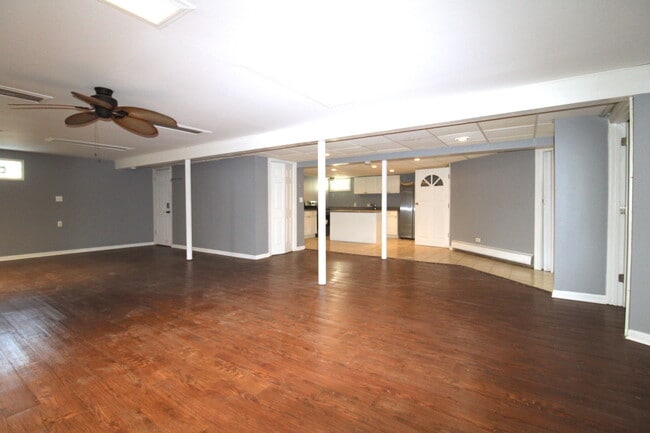 Building Photo - 4517 Park Ave