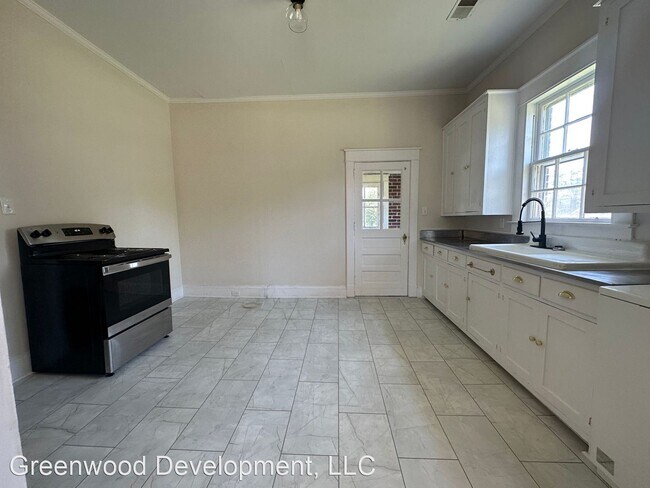 Building Photo - 2 br, 1 bath House - 307 Morgan Street