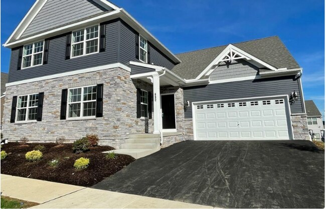 Foto del edificio - Stunning 4 bedroom 2.5 Bathroom Home in Ma...