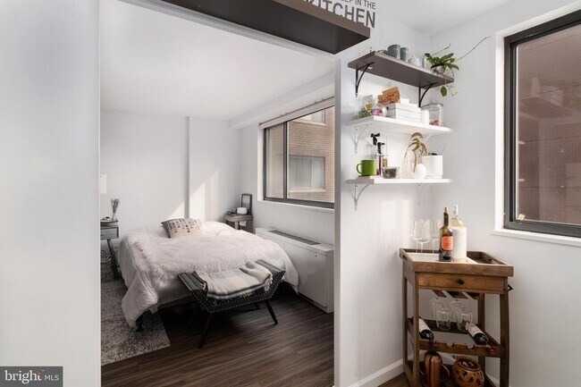 Foto del edificio - 1420 N St NW