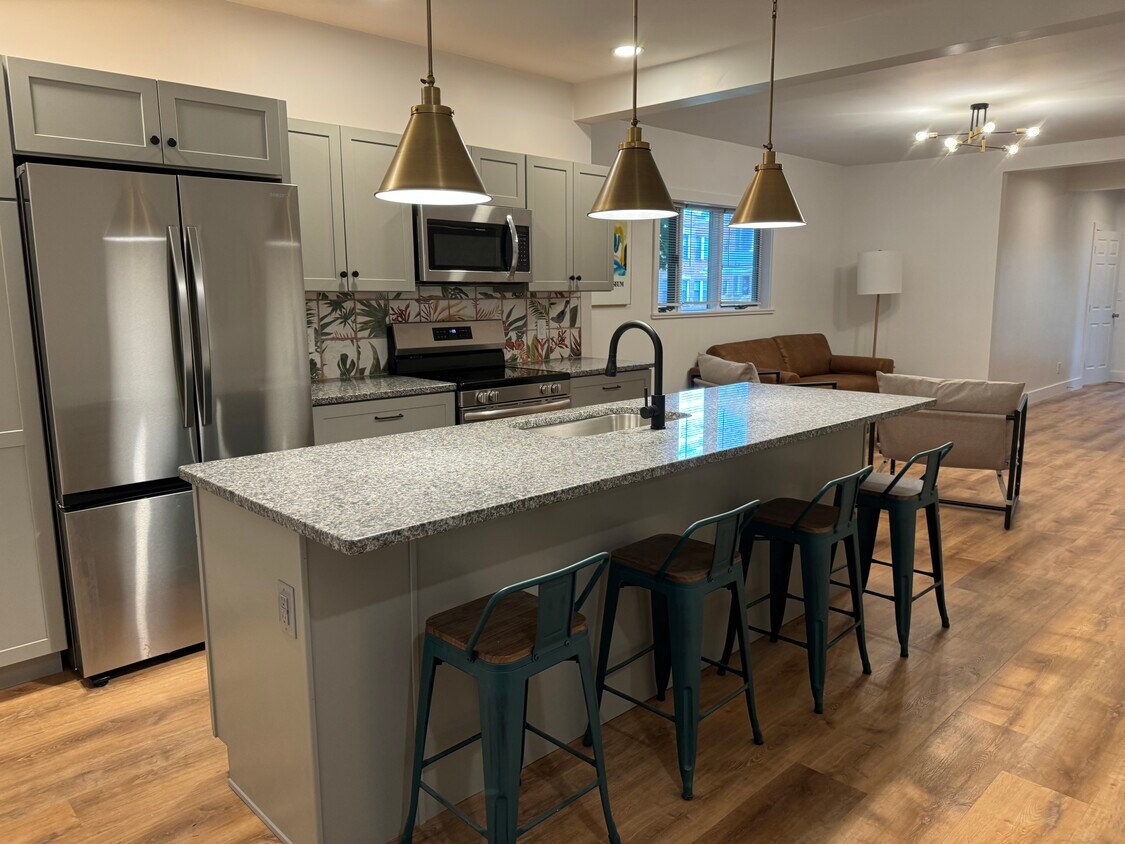 Foto principal - 36 Oak St