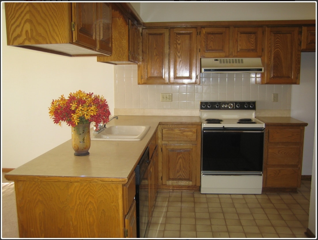 Kitchen - 8140 W 119th Ter