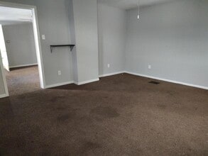 Building Photo - 860 Crescent Ave