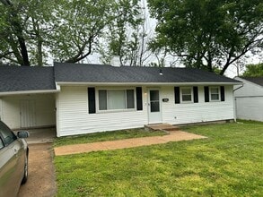 Building Photo - 6265 Tyndall Dr