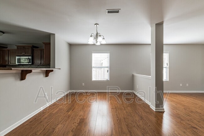 Foto del edificio - 14434 Lake Crossing Dr