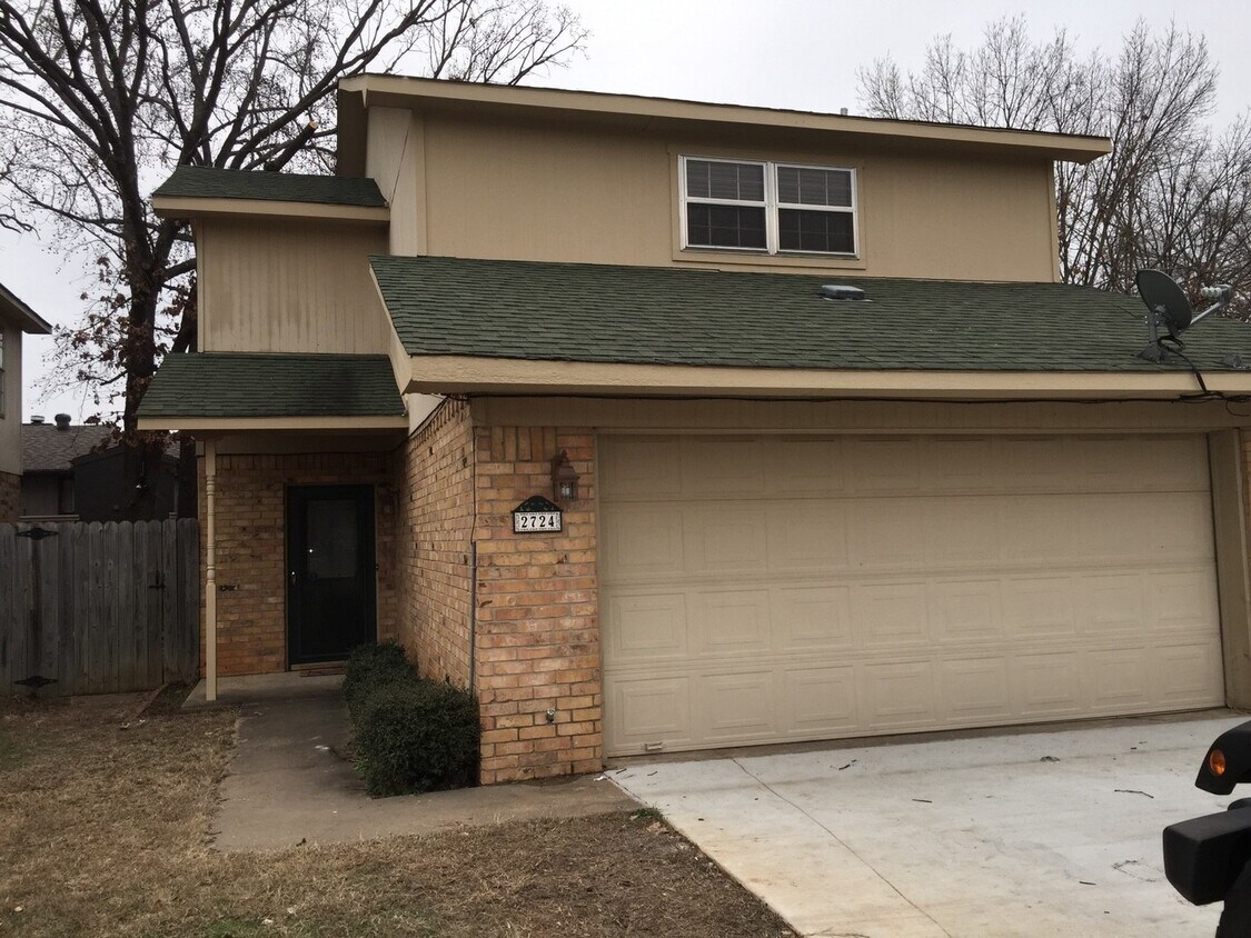 Foto principal - 3/2/2 Fence yard Great location LISD