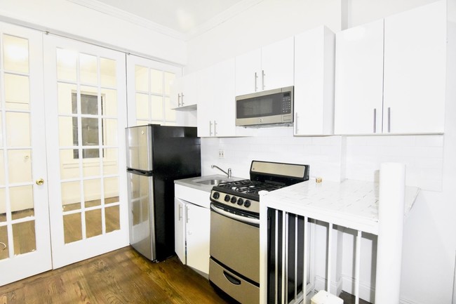 Building Photo - 118 East 102nd Street