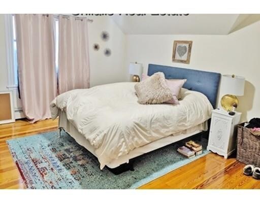 Building Photo - 900 Moody St