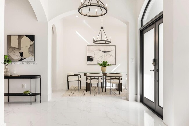 Foto del edificio - 6845 SW 52nd St