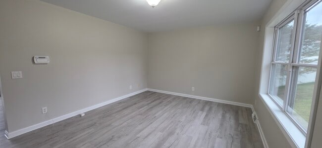 Foto del edificio - 10 Susquehanna Dr