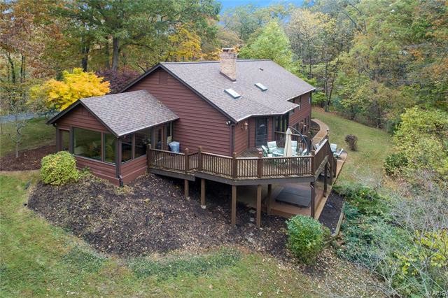 Foto del edificio - 18769 Haystack Ln