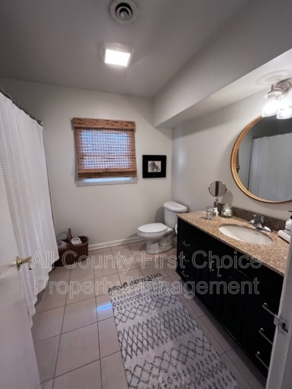 Building Photo - 302 Palmetto Ln