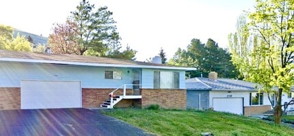 Building Photo - 1723 Dawn Dr