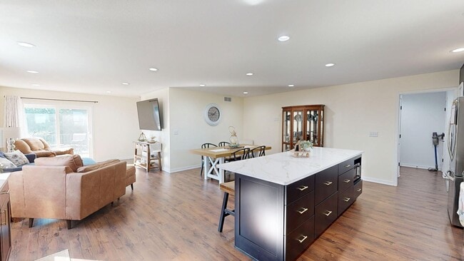 Building Photo - 2 bedroom Twin Home for Rent