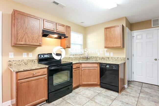 Foto del edificio - 3 Bedroom Pet-Friendly Home in Rural Hall,...