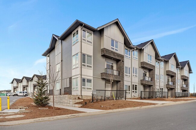 Building Photo - 3323 Rockhill Pl
