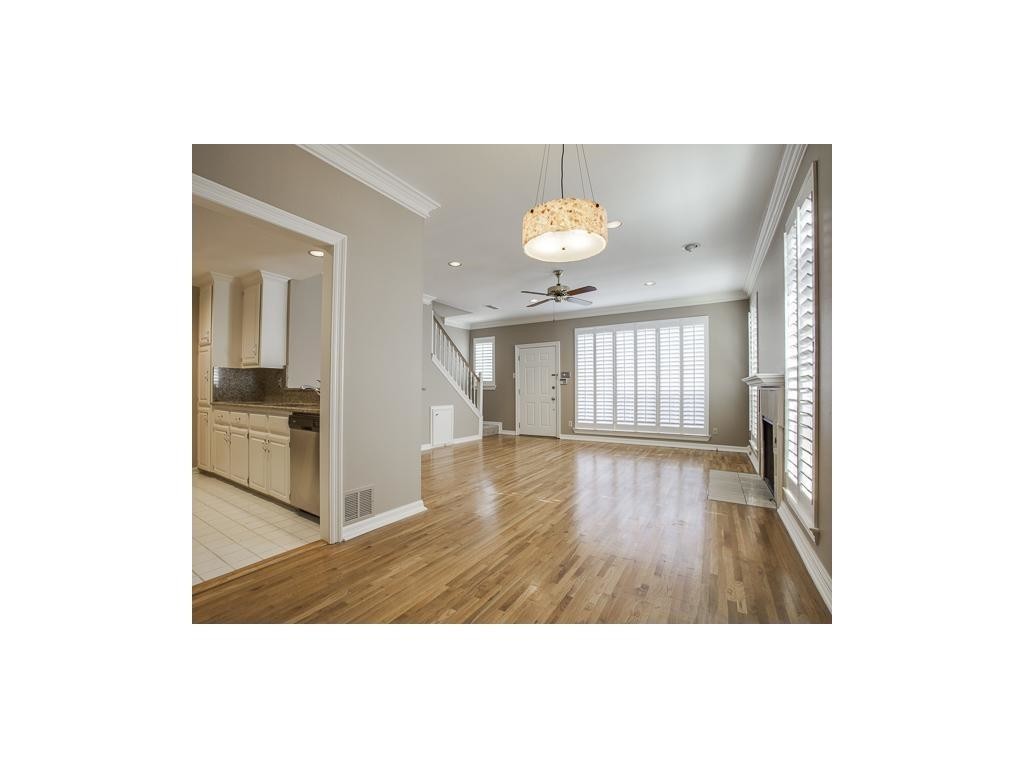 Foto principal - 5907 Hillcrest Ave