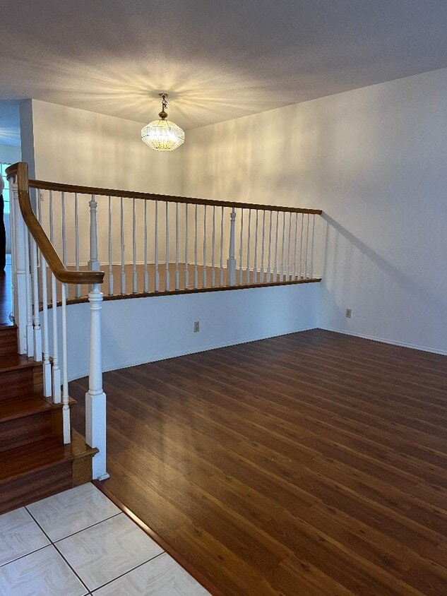 Primary Photo - 2300 Maple Ave