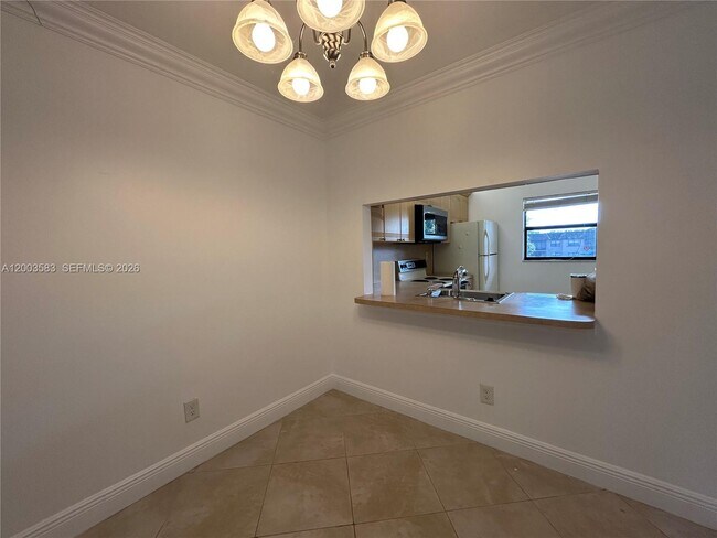 Foto del edificio - 10613 NW 11th St