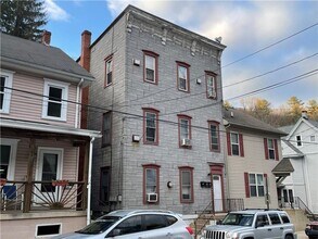 Building Photo - 330 W Broadway