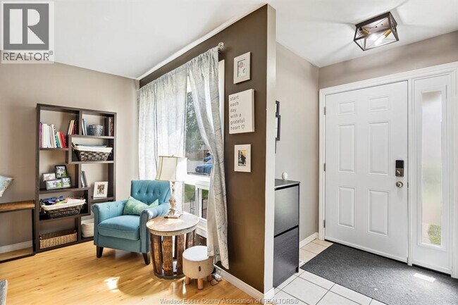 Photo du bâtiment - 330 Fryer St