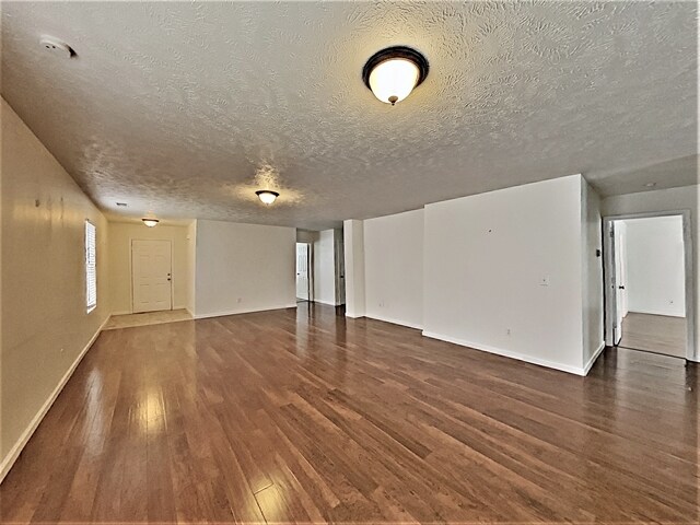 Building Photo - 2773 Sutherland Drive