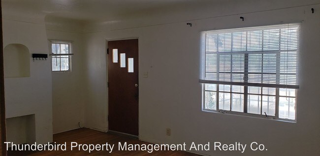 Building Photo - 2 br, 1 bath Apartment - 1622 Coal Ave SE