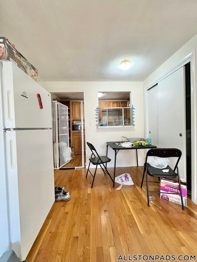 Foto del edificio - 26 Allston St