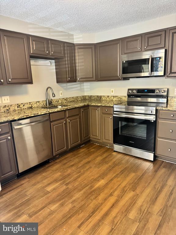 Foto del edificio - 102 Essex St