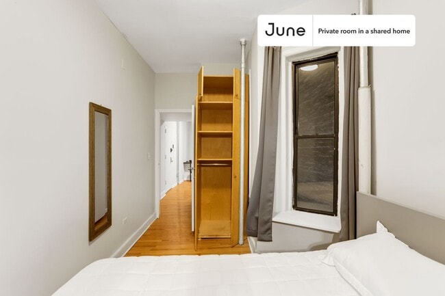 Building Photo - Room in Shared 2 bed/1 bath home